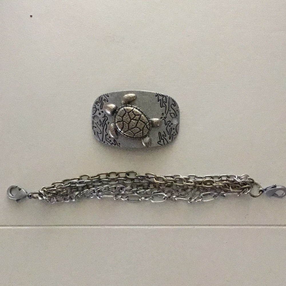 Sea turtle bracelet 🐢💙 - Picture 3 of 5